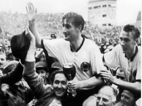 Đức vô địch World Cup 1954